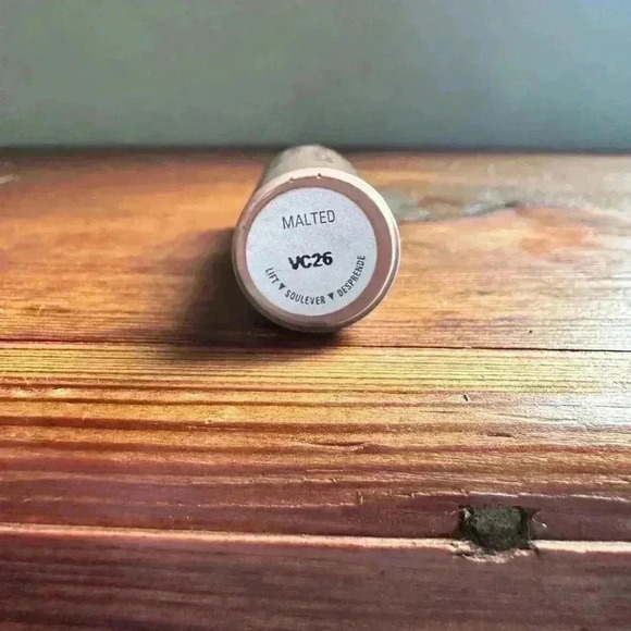 Mary Kay Liquid Lip Color Malted #030422 New W/O Box 0.26 OZ. - Lipstick Neutral - Picture 4 of 4